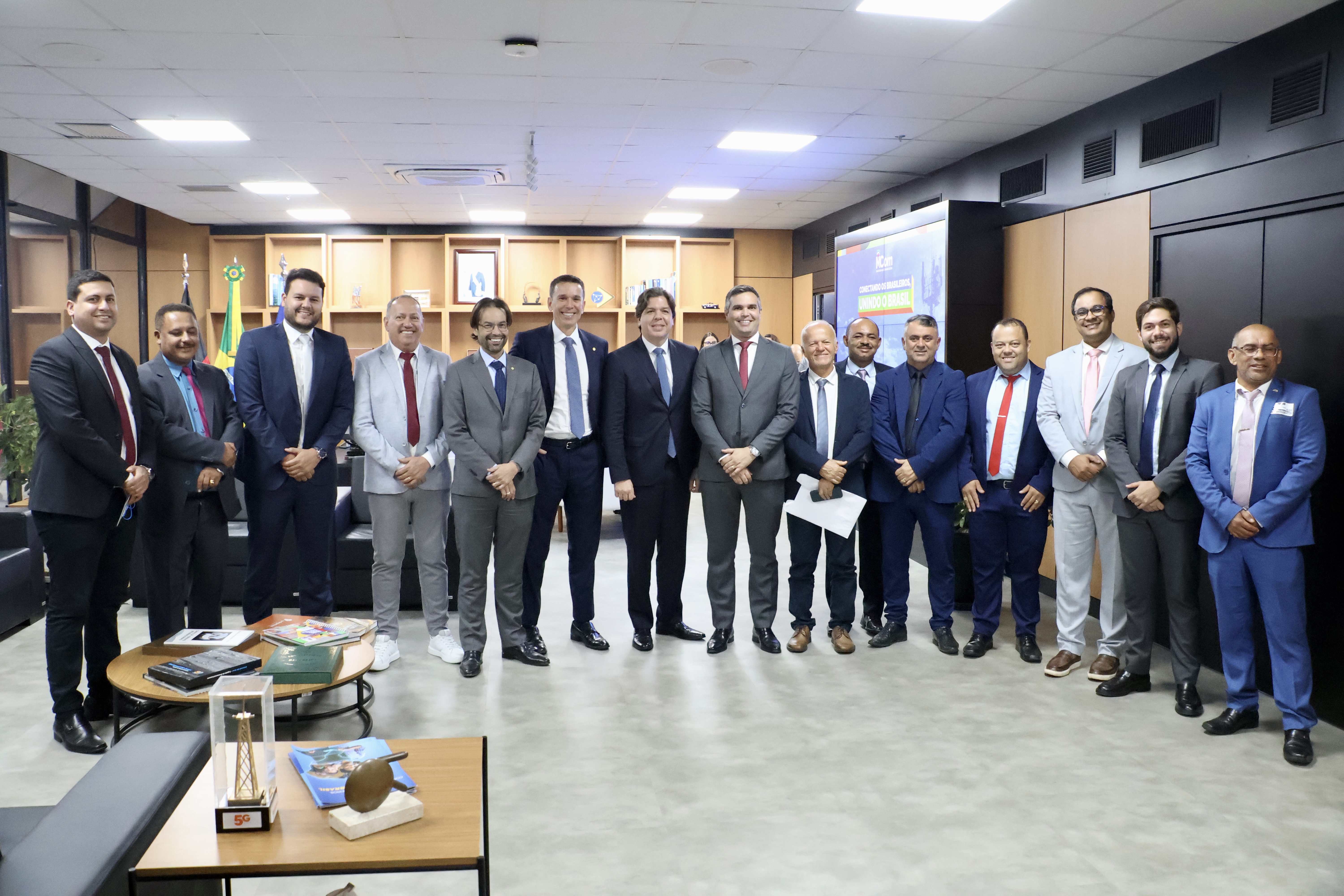 Em Brasília, Câmara de Vereadores de Santa Cruz do Capibaribe acompanha processo de implantação da TV Câmara