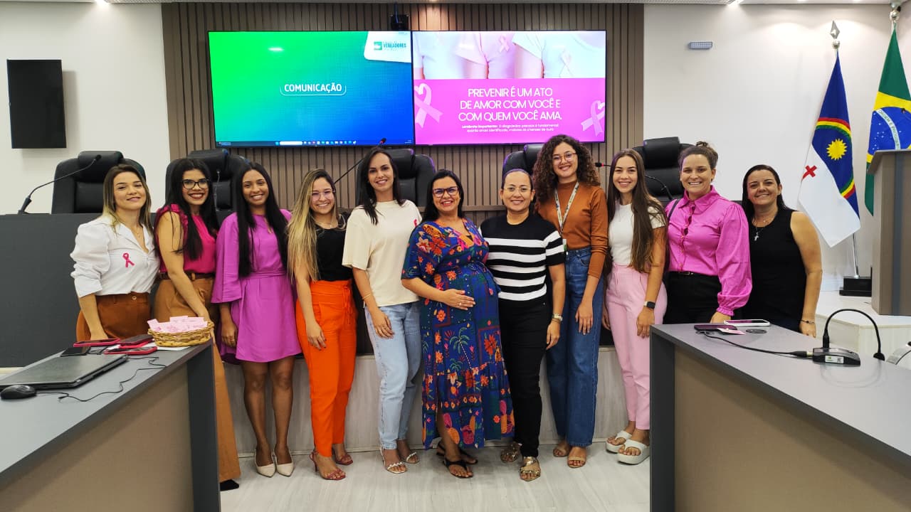 Câmara de Vereadores realiza quinta edição do Bate-Papo na Câmara com o tema “Outubro Rosa: De Mulher pra Mulher”