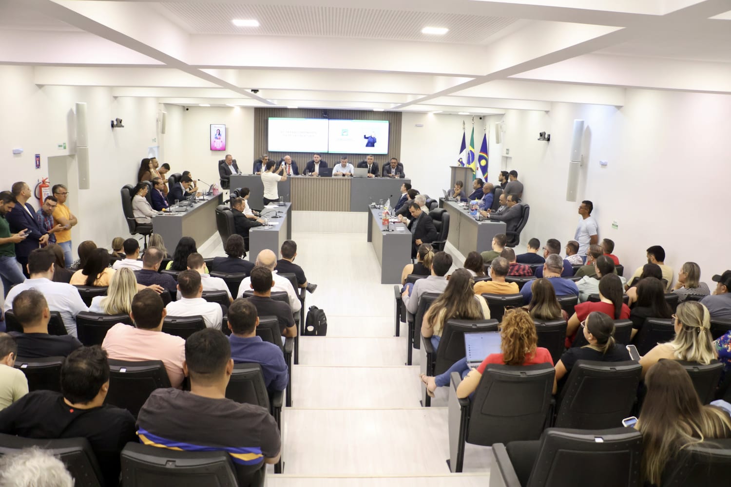 Poder Legislativo convoca vereadores para Sessão Extraordinária, na próxima terça-feira (1º)